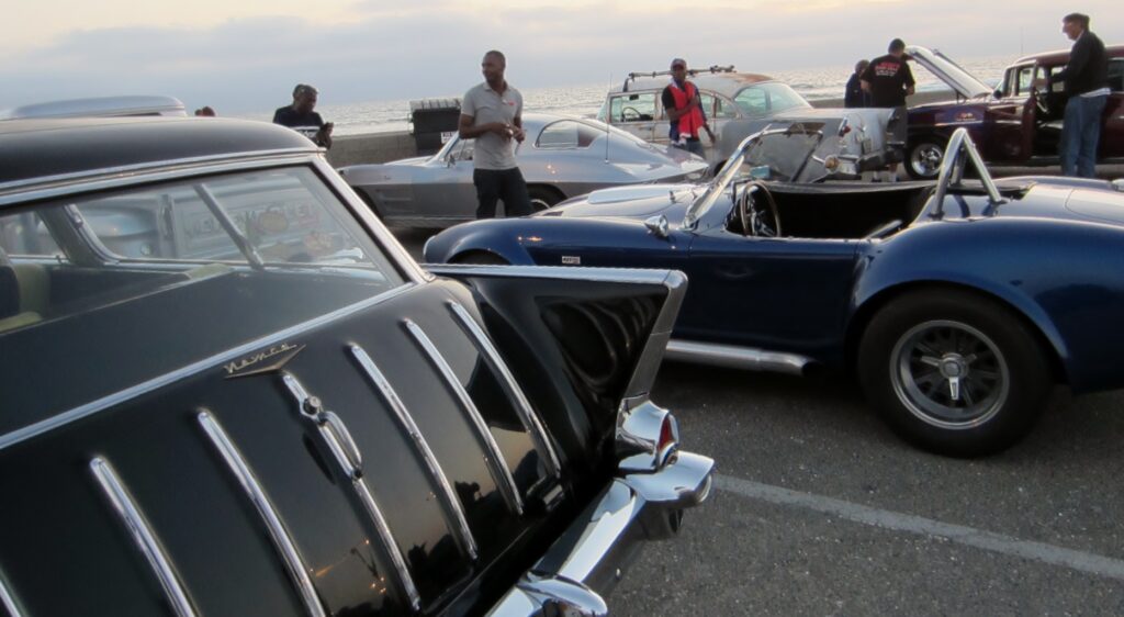 Sunset, the great equalizer of enthusiasts.