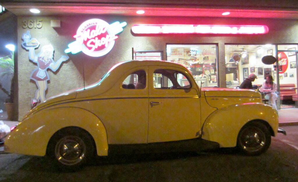 ’40 Ford heading home.