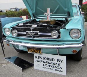 164_TurqMustang_Engine