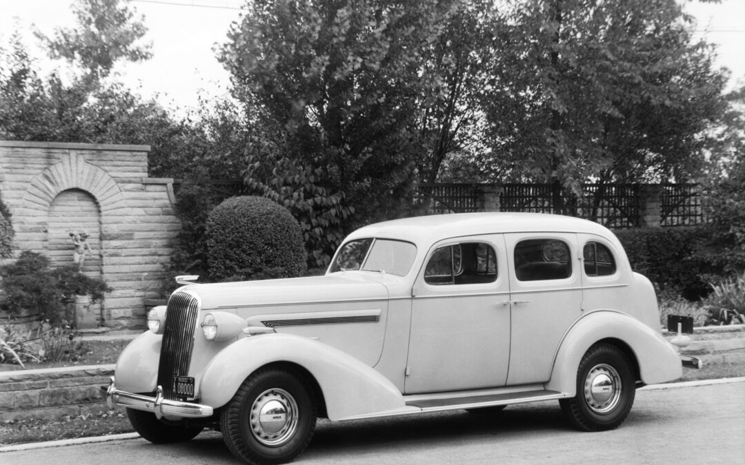 Vin Car Pic: 1936 Buick Century