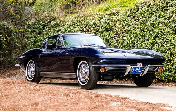San Diego owners’ 1963 Corvette makes the cover of the National Corvette Museum magazine
