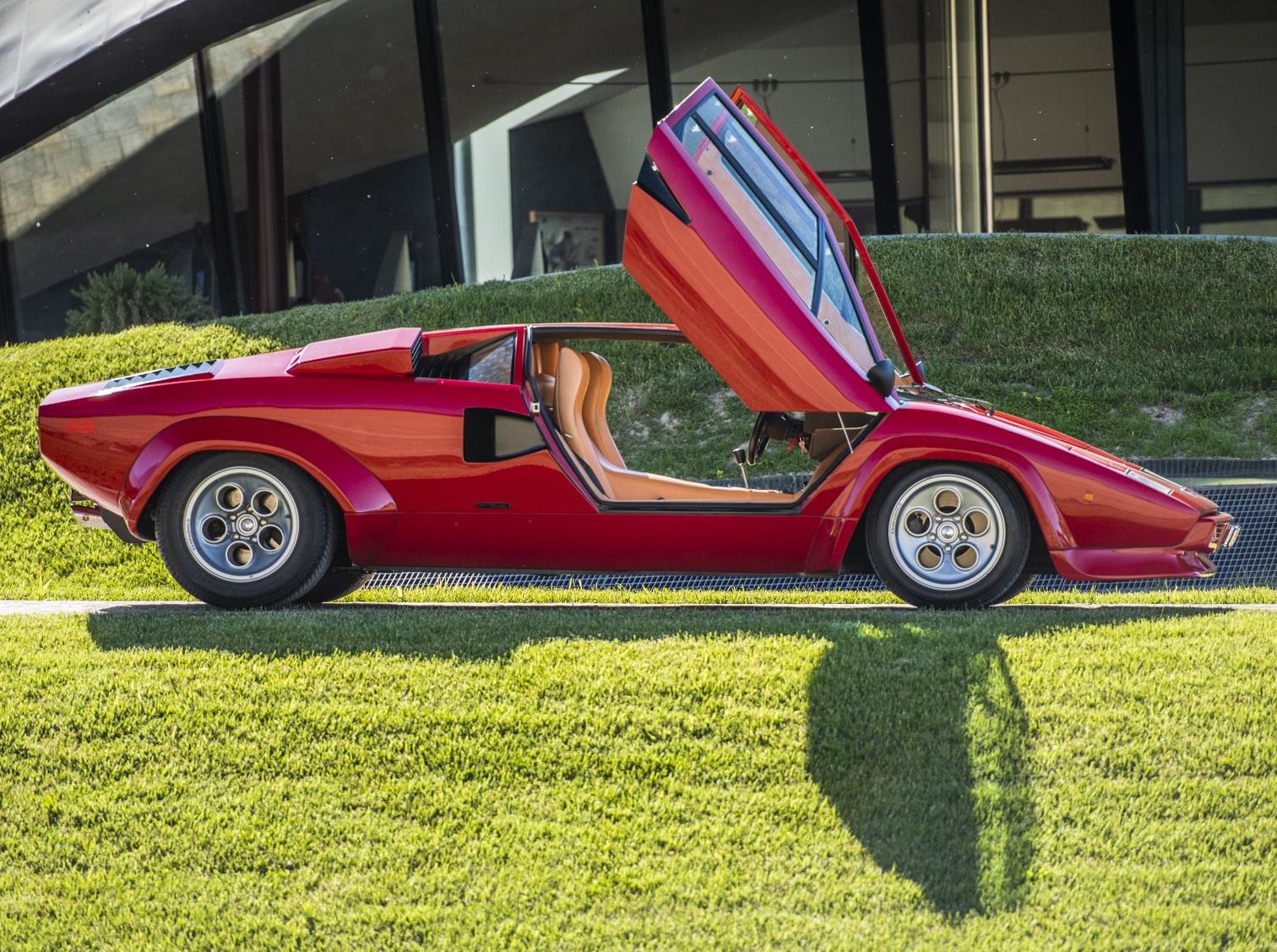A red Lamborghini Countach LP400S.