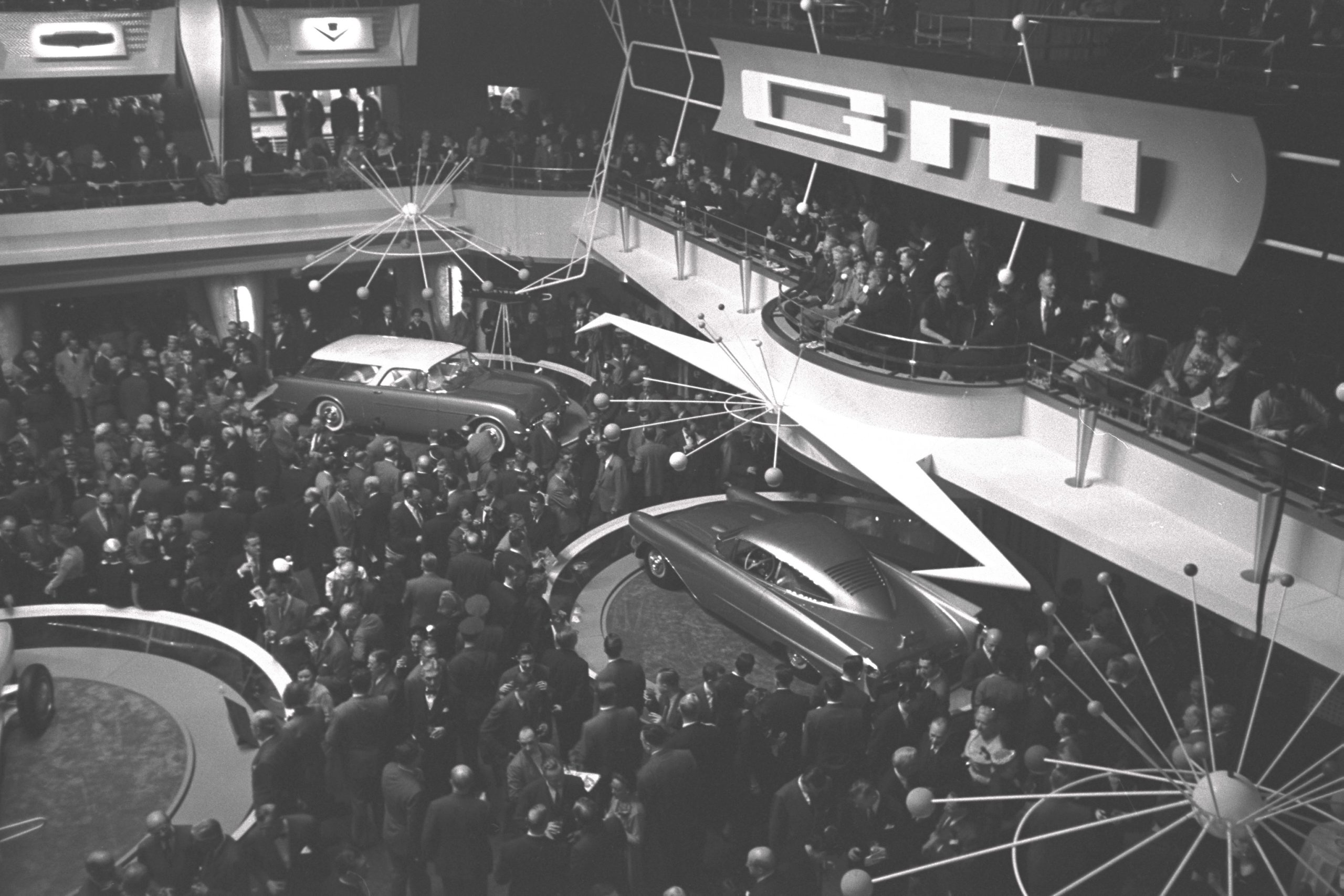 A wide overview of the 1953 GM Motorama was held in the grand ballroom of the Waldorf-Astoria in New York City.