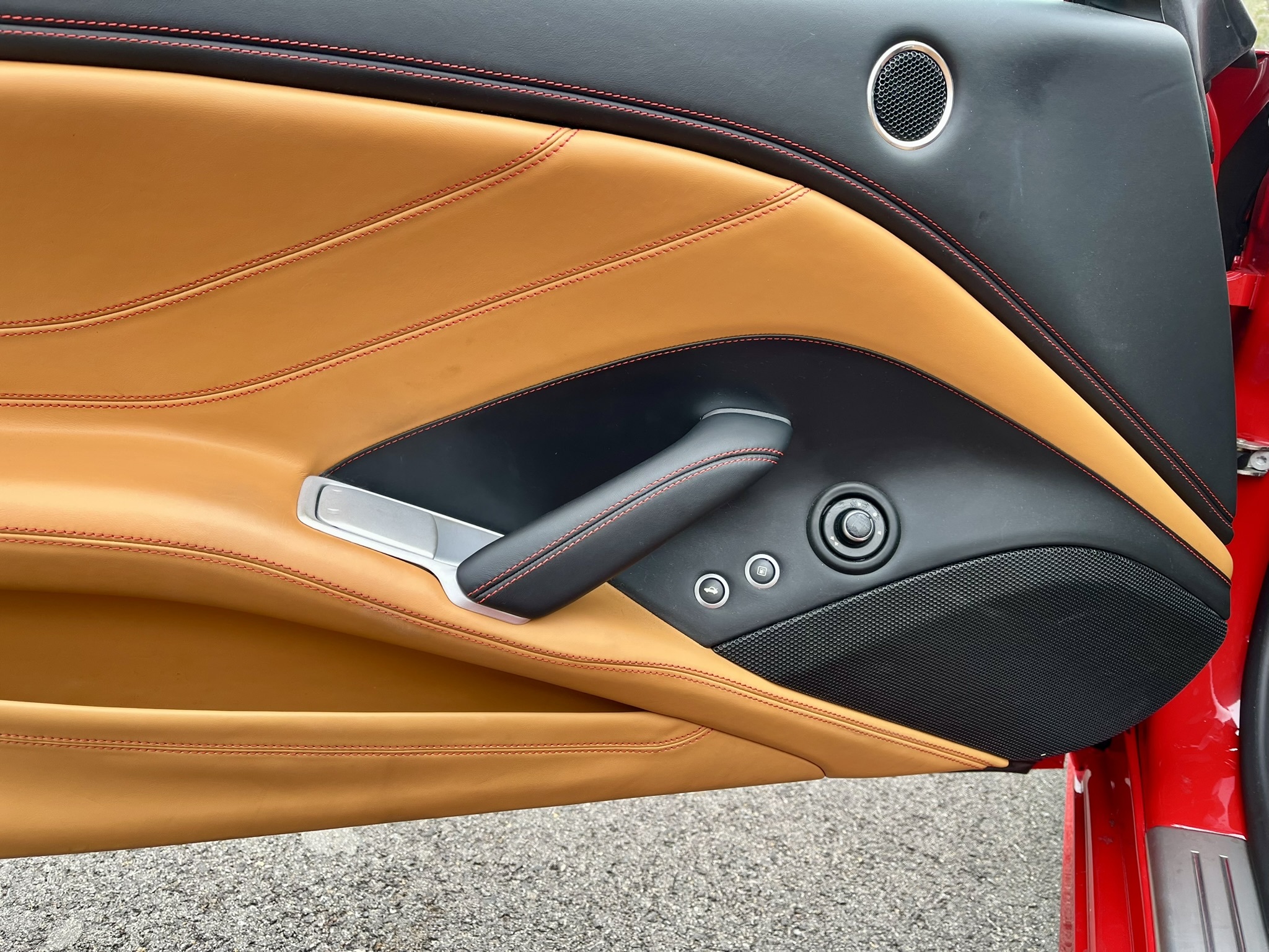 Looking at the leather-trimmed door panel in the California T